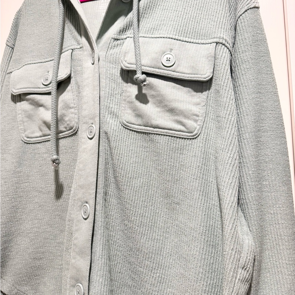 AE Oversized Button-Up Shacket - Picture 12 of 14